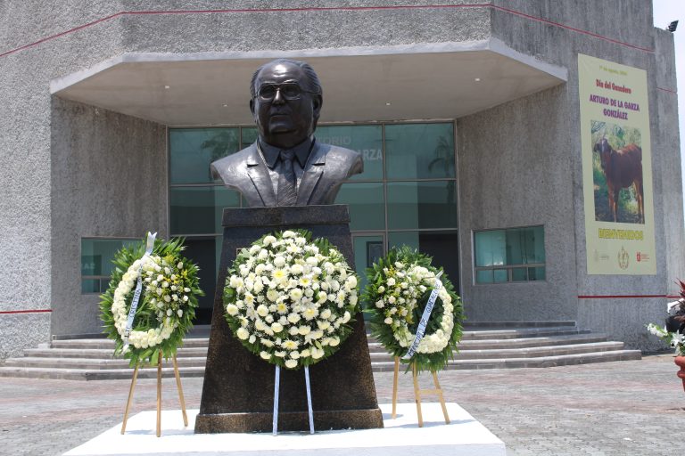 01 de Agosto de 2024 "Dia del Ganadero Arturo B. de la Garza González"